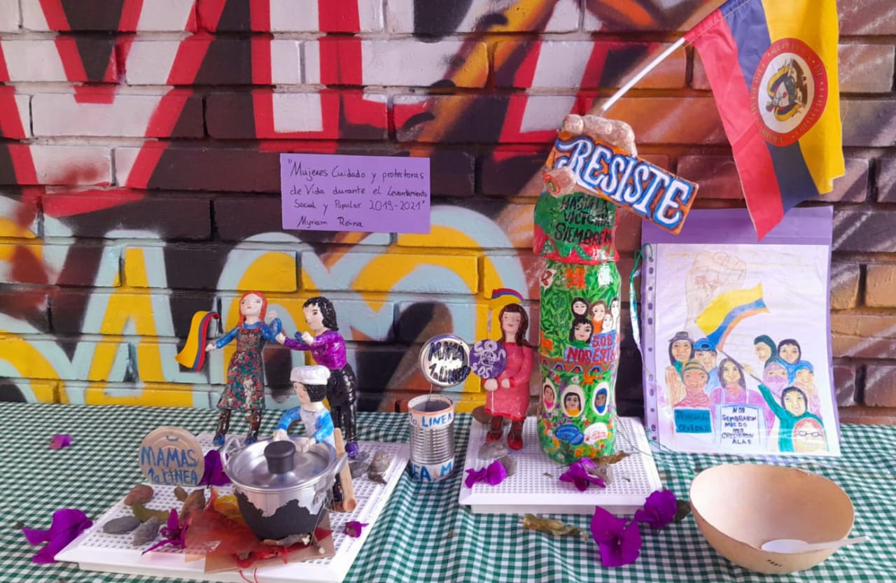 Mural comunitario en honor a la memoria